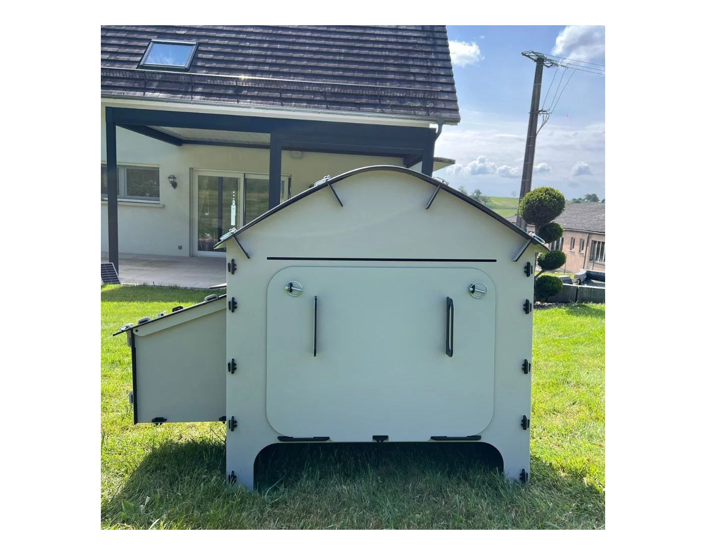 Chick'A - Harmony Chicken Coop - Suitable for 6 Chickens - Buy Online SPR Centre UK