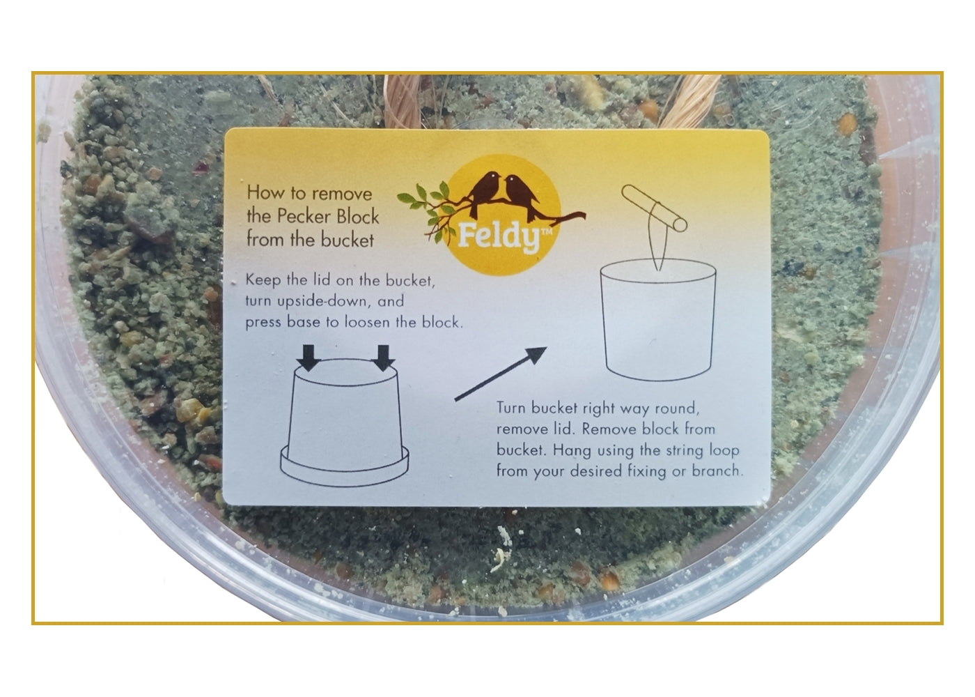 Feldy Hanging Pecker Block for Chickens (Seaweed Flavour) - Buy Online SPR Centre UK